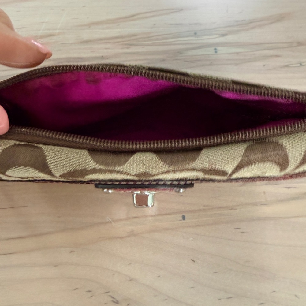 VINTAGE COACH SIGNATURE BROWN PINK WRISTLET - Picture 5 of 5